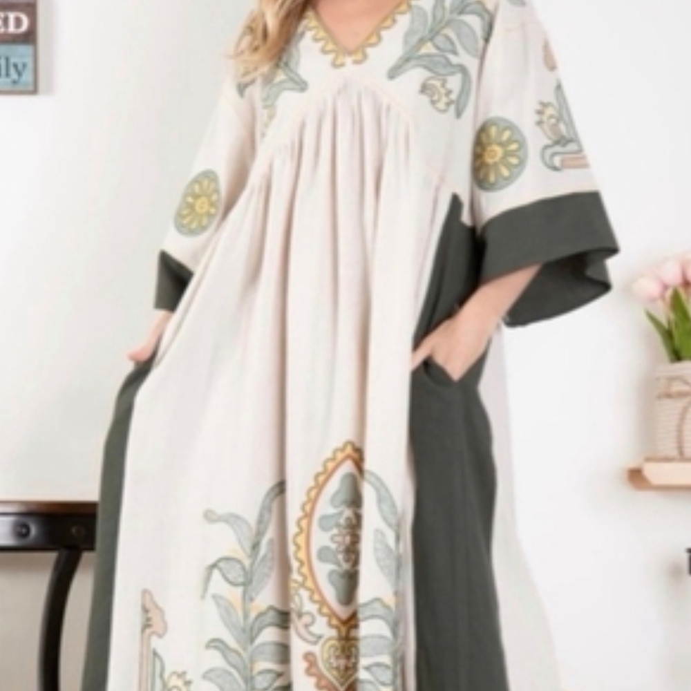 NWT Blue velvet maxi embroidered Large